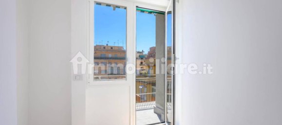 Пентхаус с 1 спальней в Рим, Италия № 350419 12