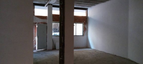 Gewerbliche Immobilie in Burgos, Spain 75m², Nr. 106959 9