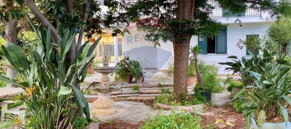 5 rooms Villa in Palermo, Italy No. 51354 11