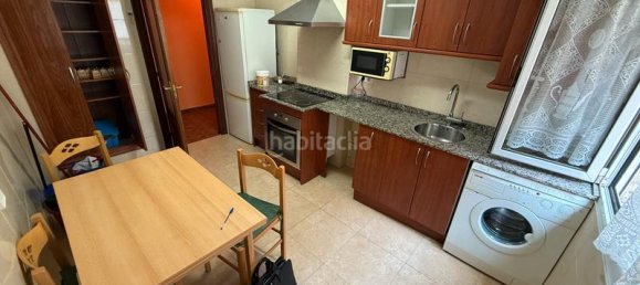 Apartamento de 2 dormitorios en Gijón, Spain No. 172608 8
