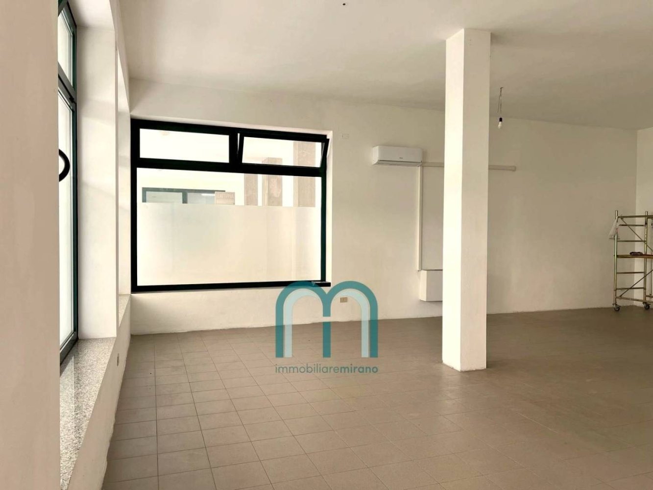 Imóvel comercial de 1 divisão em Martellago, Italy N.º 56506