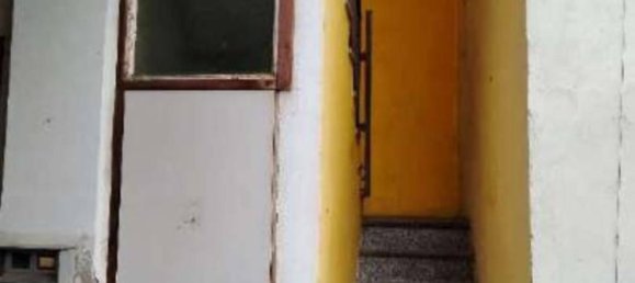 Apartamento de 2 dormitorios en Uboldo, Italy No. 282569 2