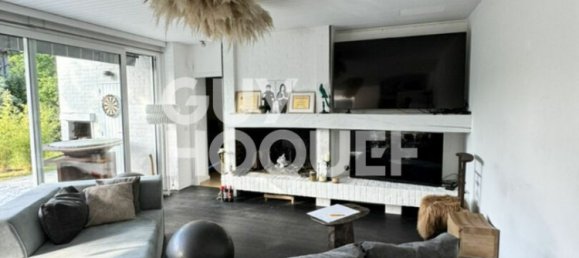 5 bedrooms House in Halluin, France No. 233878 6