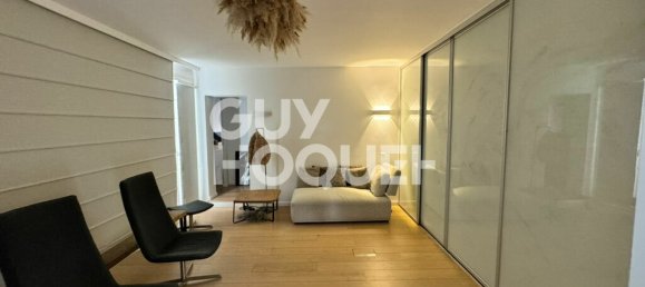 5 bedrooms House in Halluin, France No. 233878 10