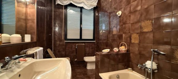 6 Schlafzimmer Haus in Fano, Italy, Nr. 329957 14