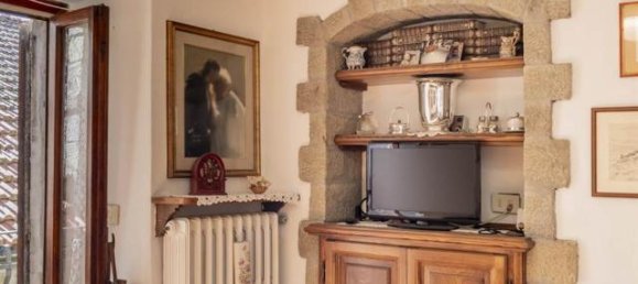 5 rooms House in Poppi, Italy No. 164979 9