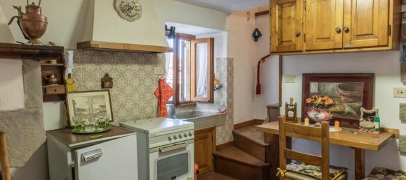 5 rooms House in Poppi, Italy No. 164979 17