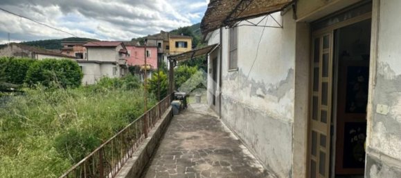 Casa de 5 divisões em Cassino, Italy N.º 292678 2