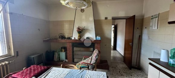 Casa de 5 divisões em Cassino, Italy N.º 292678 6