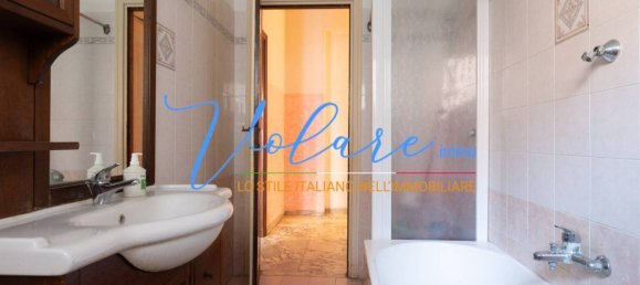 1 bedroom Apartment in Rome, Italy No. 333452 22