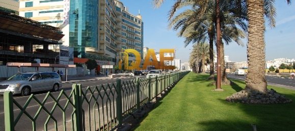 1114.8m² Building in Deira, UAE No. 6012 6