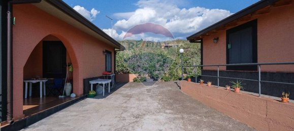 3 غرف نوم فيلا في Bronte, Italy رقم 319033 6