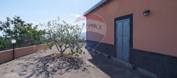 3 غرف نوم فيلا في Bronte, Italy رقم 319033 17