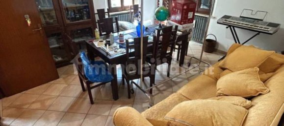 3 bedrooms Apartment in Reggio Emilia, Italy No. 375423 3