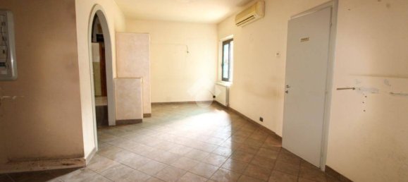 Propiedad comercial de 2 habitaciónes en Pontoglio, Italy No. 233946 5