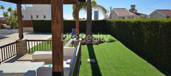 5 bedrooms Maisonette in Parekklisia, Cyprus No. 16436 12