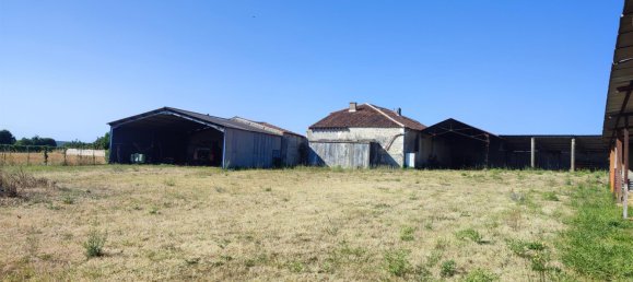 4 bedrooms House in Charente, France No. 301447 24