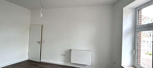 6 chambres Maison de ville à Leer, Germany No. 230863 10