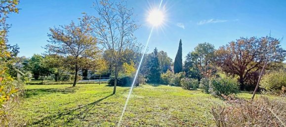 802m² Land in Muret, France No. 111198 3