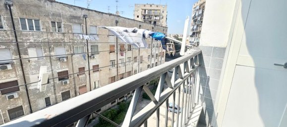 Квартира с 3 спальнями в Неаполь, Италия № 273367 6