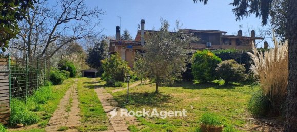 3 bedrooms Villa in Oriolo Romano, Italy No. 262763 8