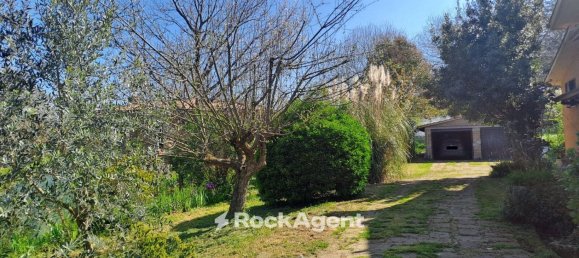 3 bedrooms Villa in Oriolo Romano, Italy No. 262763 10