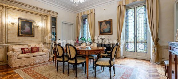 Квартира с 3 спальнями в Турин, Италия № 318436 6