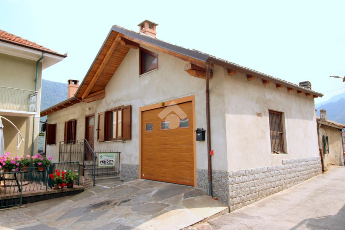 4غرفة منزل في San Germano Chisone, Italy رقم 4703