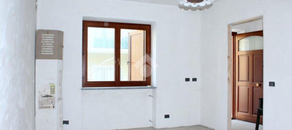 4غرفة منزل في San Germano Chisone, Italy رقم 4703 3