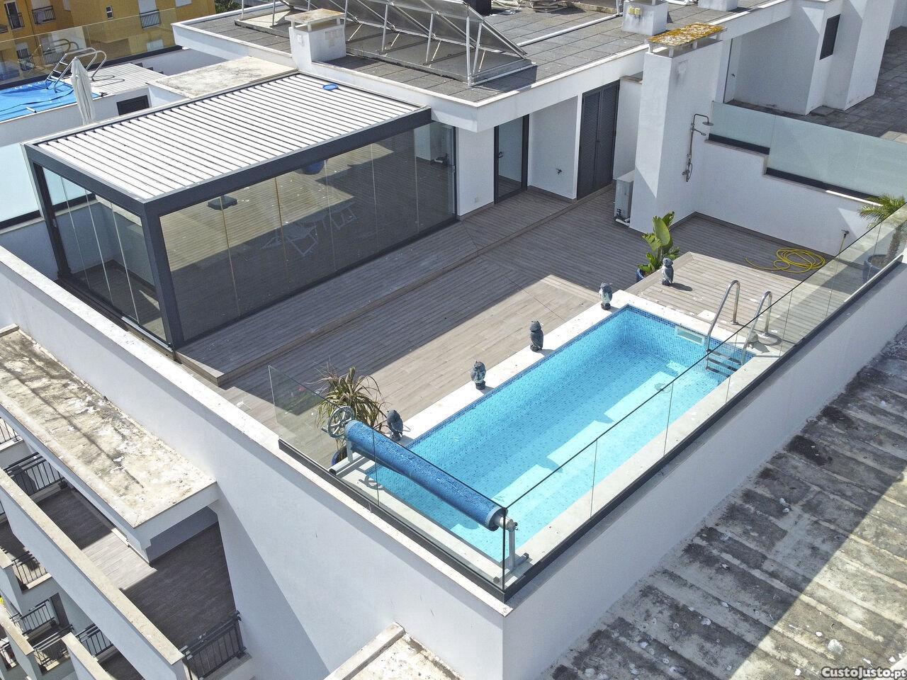 2 bedrooms Penthouse in Portimao, Portugal No. 212049