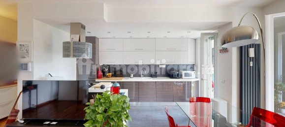 2 bedrooms Apartment in Milan, Italy No. 375143 25