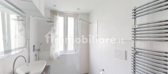 2 bedrooms Apartment in Milan, Italy No. 375143 14