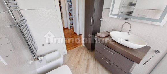 2 bedrooms Apartment in Milan, Italy No. 375143 15