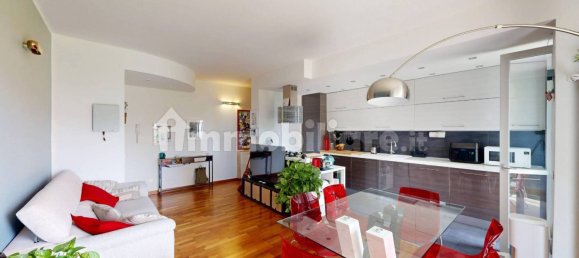 2 bedrooms Apartment in Milan, Italy No. 375143 22