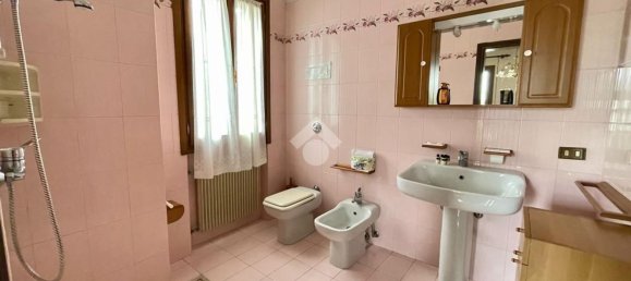 8-salle Villa à Loria, Italy No. 144176 21