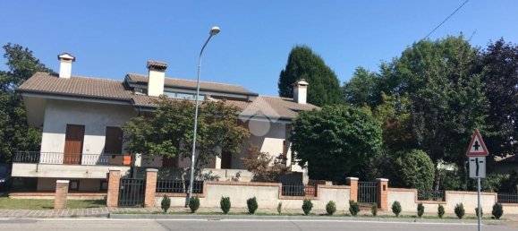 8-salle Villa à Loria, Italy No. 144176 2