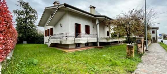8-salle Villa à Loria, Italy No. 144176 4
