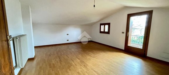 8-salle Villa à Loria, Italy No. 144176 34