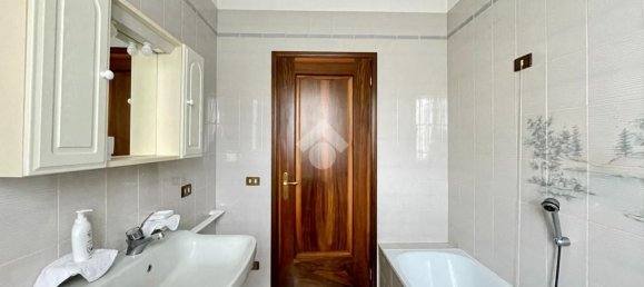 8-salle Villa à Loria, Italy No. 144176 29