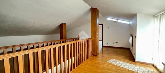 8-salle Villa à Loria, Italy No. 144176 32