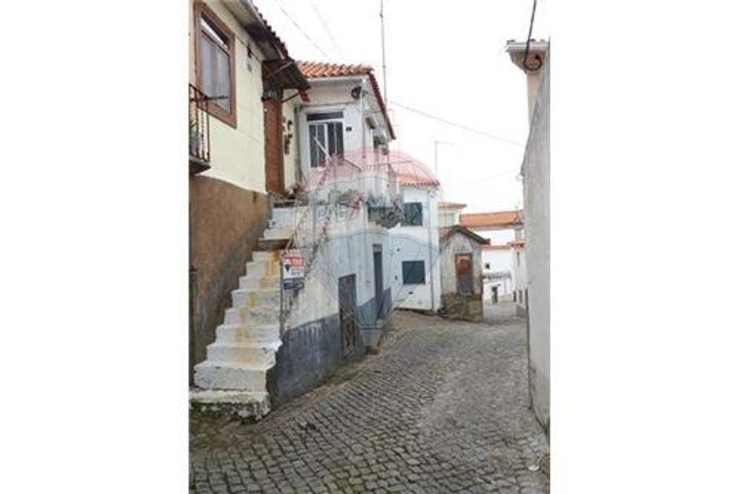 3 bedrooms House in Vila Nova de Foz Coa, Portugal No. 46753