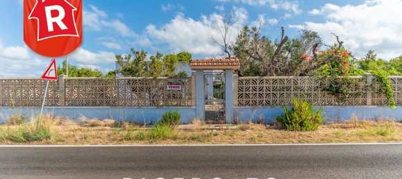 Дом с 5 комнатами в Лечче, Италия № 275352 9