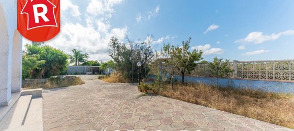 Дом с 5 комнатами в Лечче, Италия № 275352 21