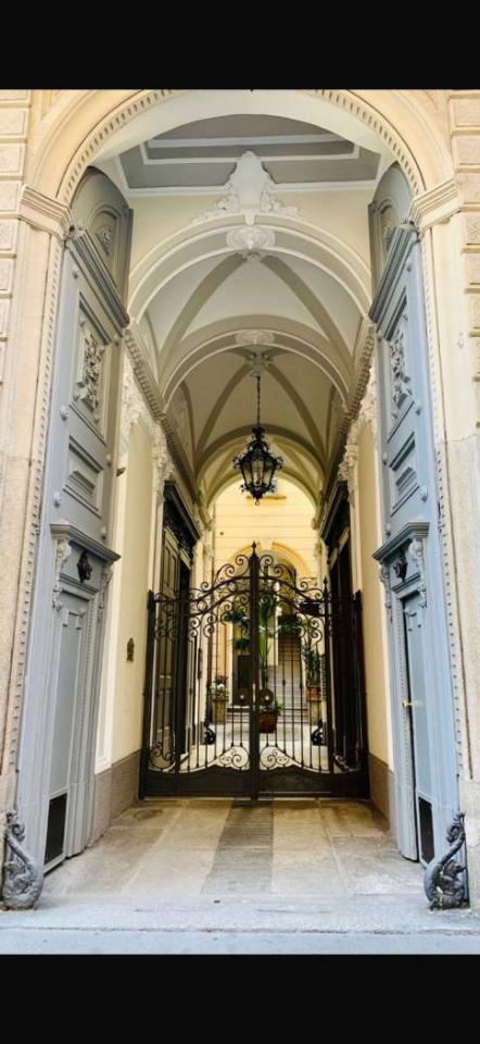 2غرفة شقة في Milan, Italy رقم 242373