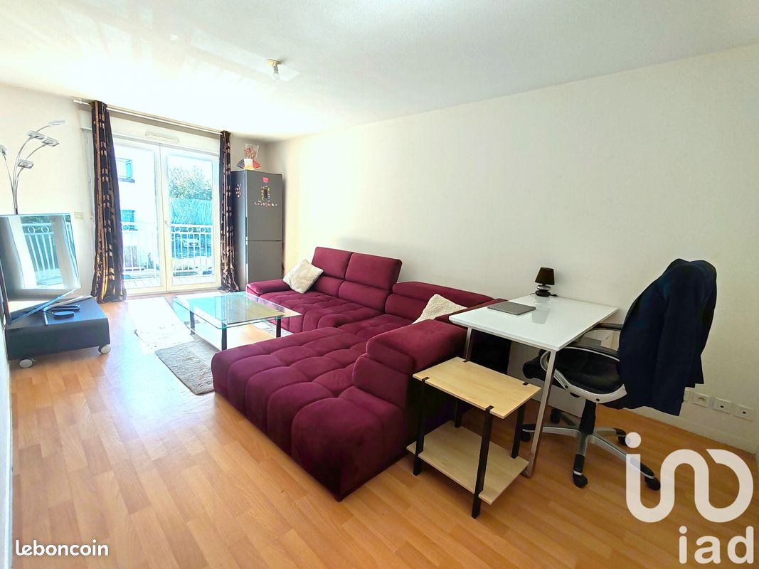 1 chambre Appartement à Châteauroux, France No. 227000