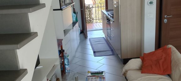 4 rooms Apartment in Campi Bisenzio, Italy No. 49177 6