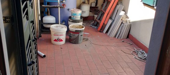 4 rooms Apartment in Campi Bisenzio, Italy No. 49177 32