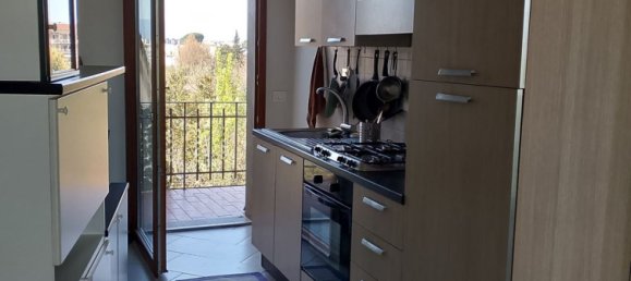 4 rooms Apartment in Campi Bisenzio, Italy No. 49177 7