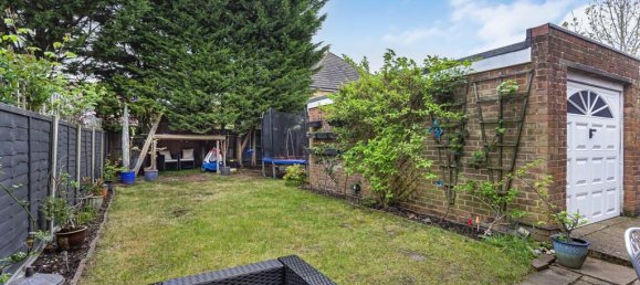 3 Schlafzimmer Haus in Egham, United Kingdom, Nr. 8634 18