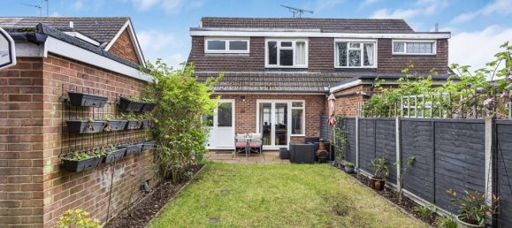 3 Schlafzimmer Haus in Egham, United Kingdom, Nr. 8634 16